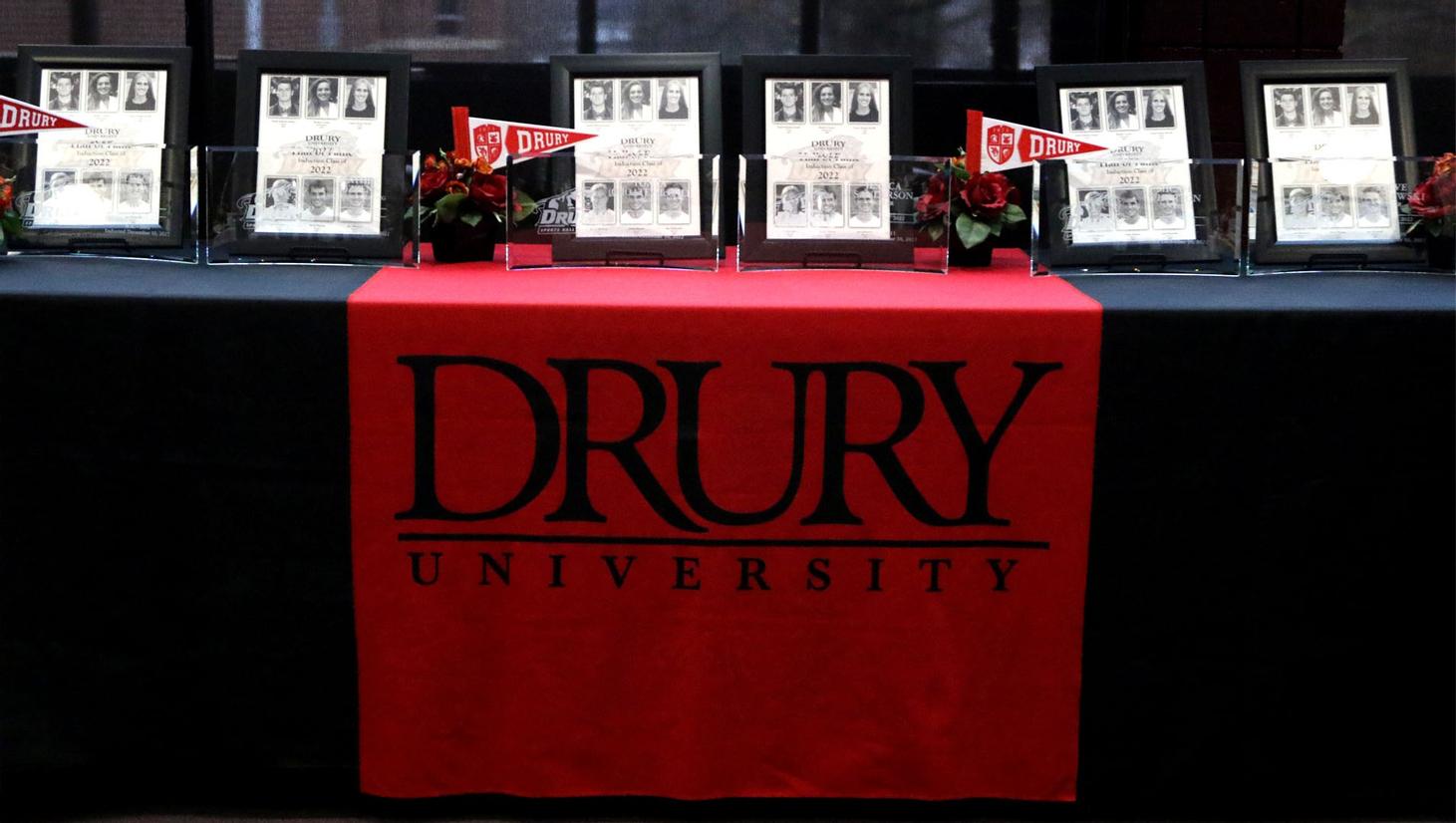 Drury softball announces 2023 signing class - Drury University Athletics